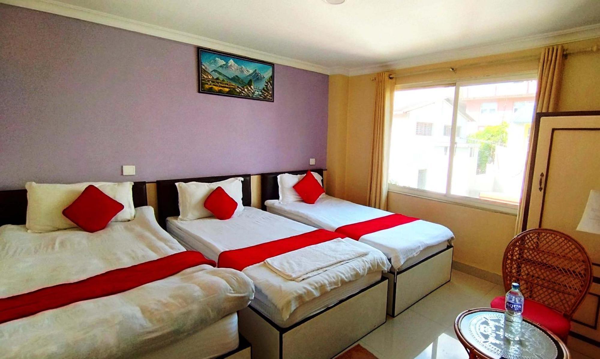 Hotel Tranquil Катманду Екстер'єр фото