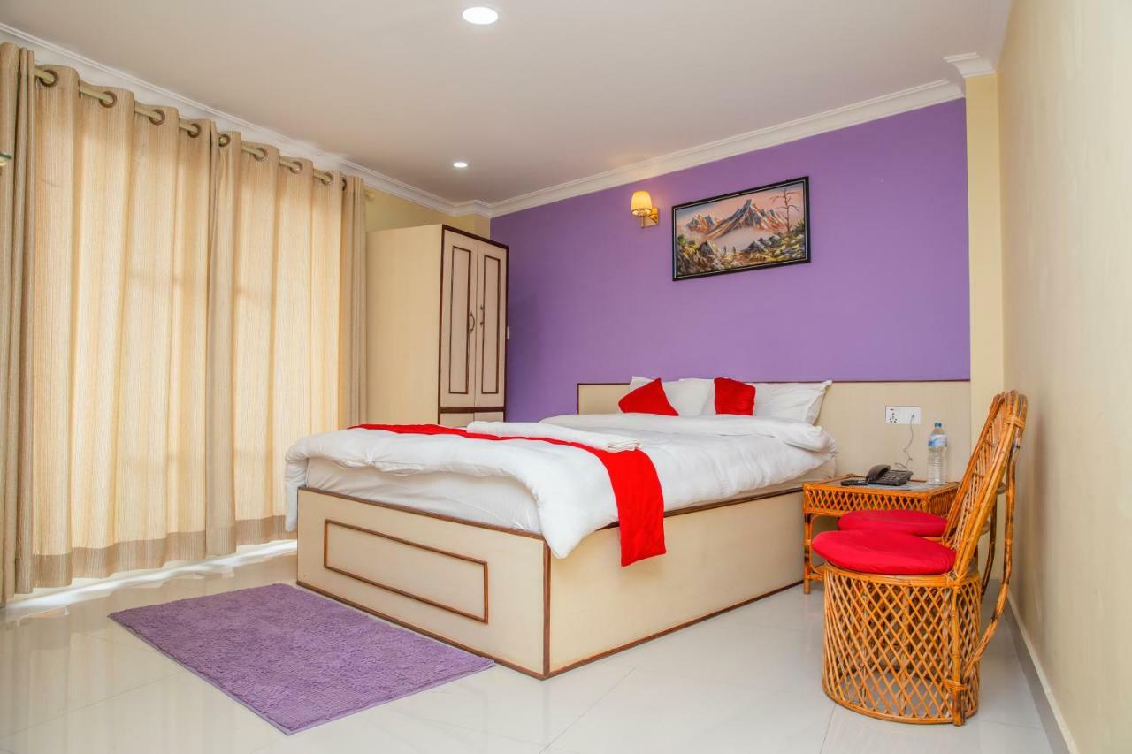 Hotel Tranquil Катманду Екстер'єр фото