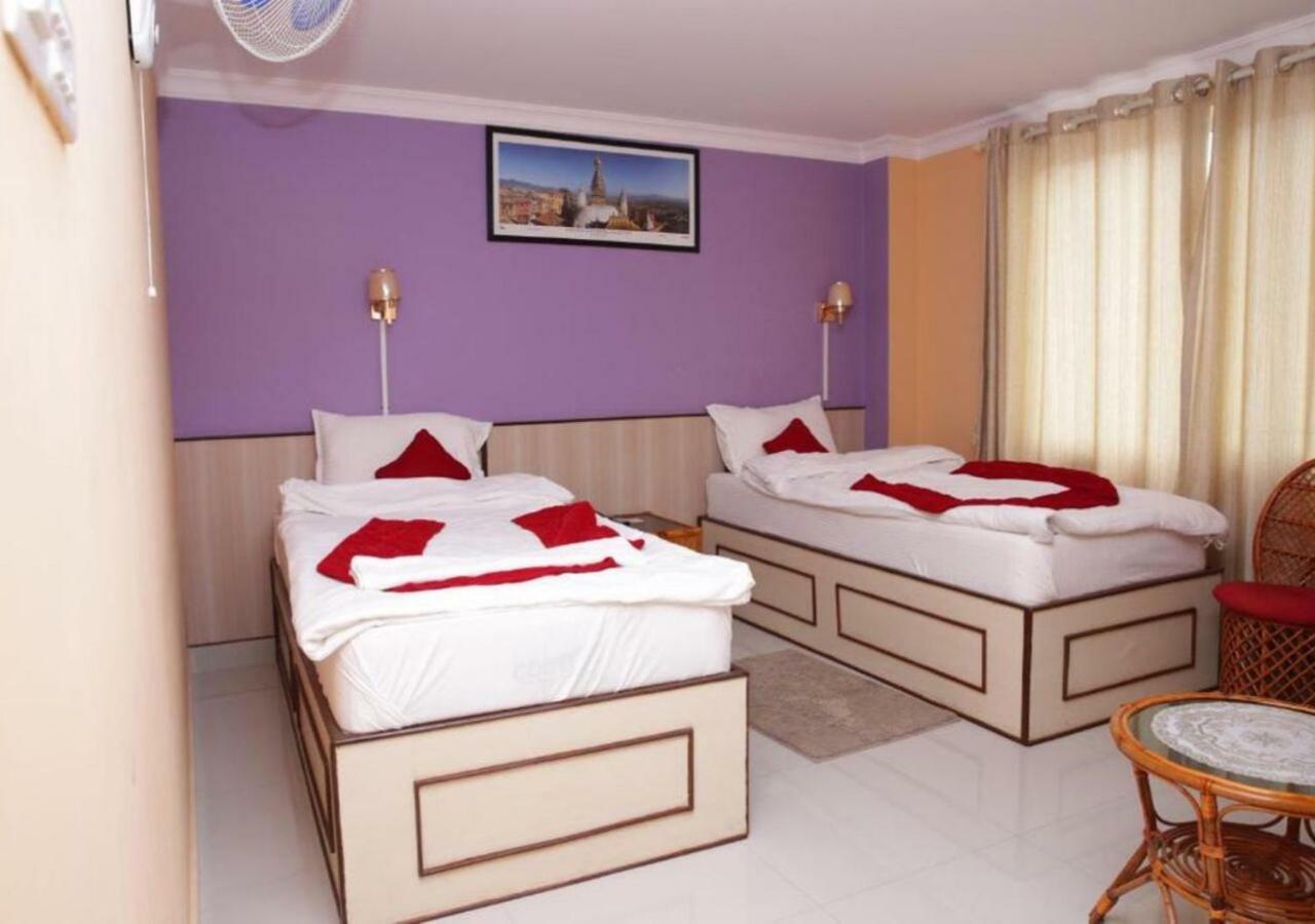 Hotel Tranquil Катманду Екстер'єр фото